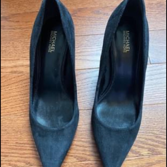 Michael Kors suede pumps (7) - Picture 3 of 5